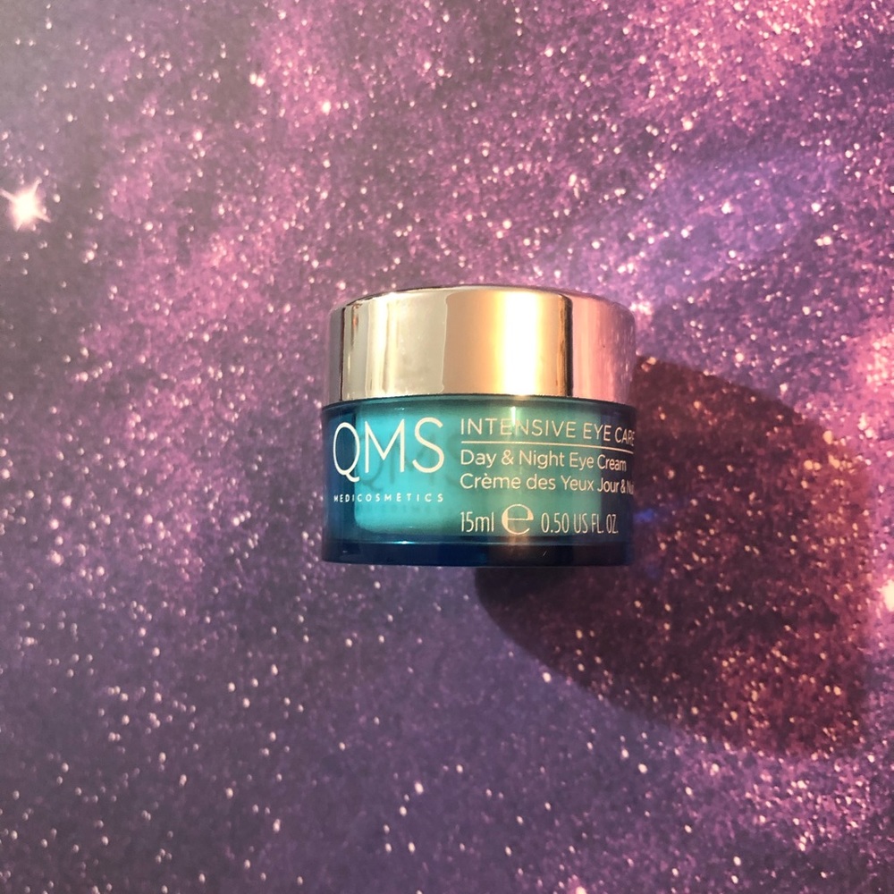 INTENSIVE EYE CARE CREAM
Day & Night Eye Cream